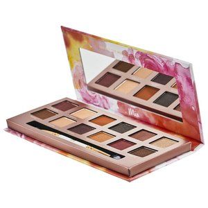 Mia Del Mar Novelera Eyeshadow Palette
